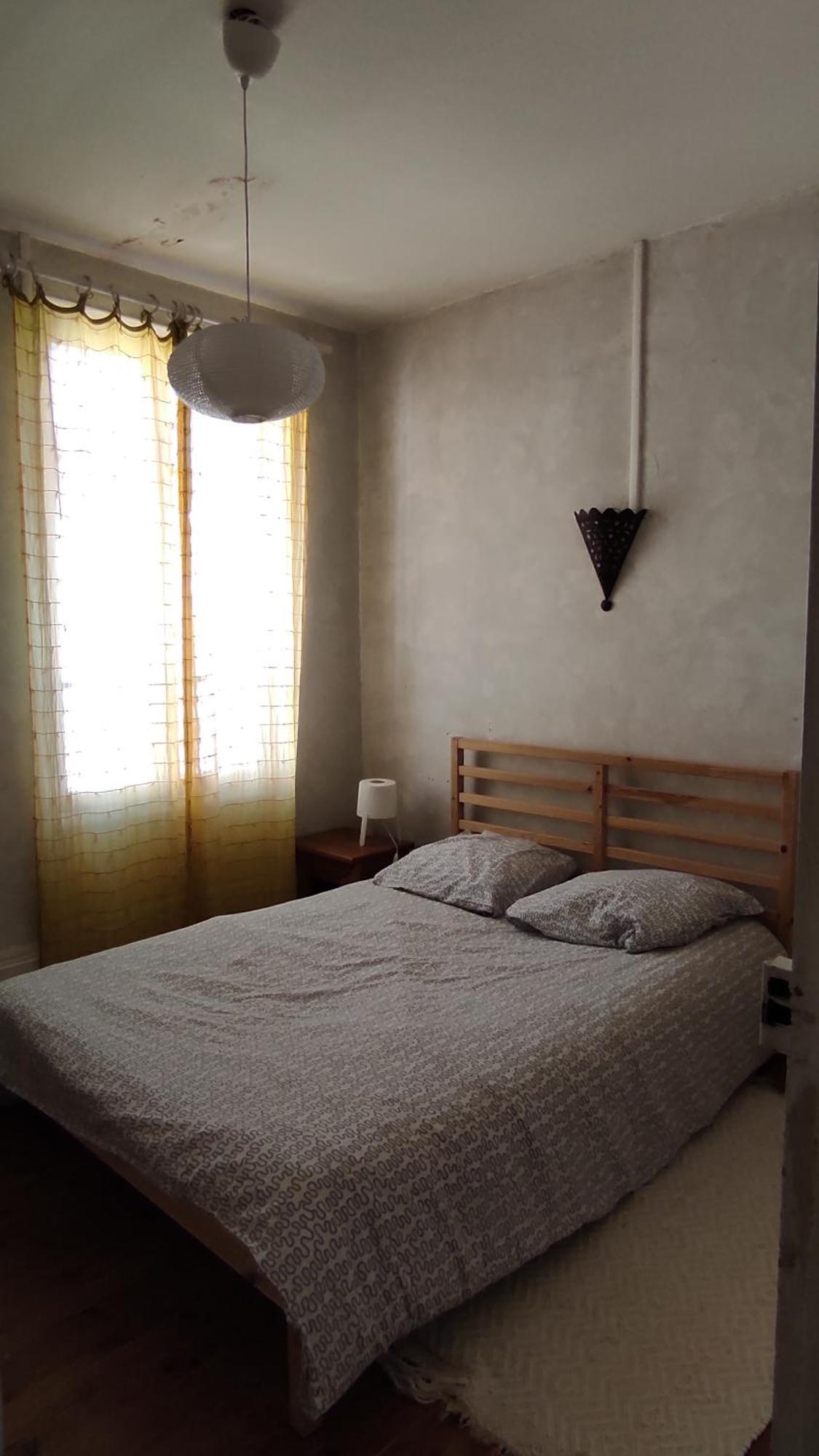 Grande Maison Ancienne Simple Et Spacieuse. Виши Екстериор снимка