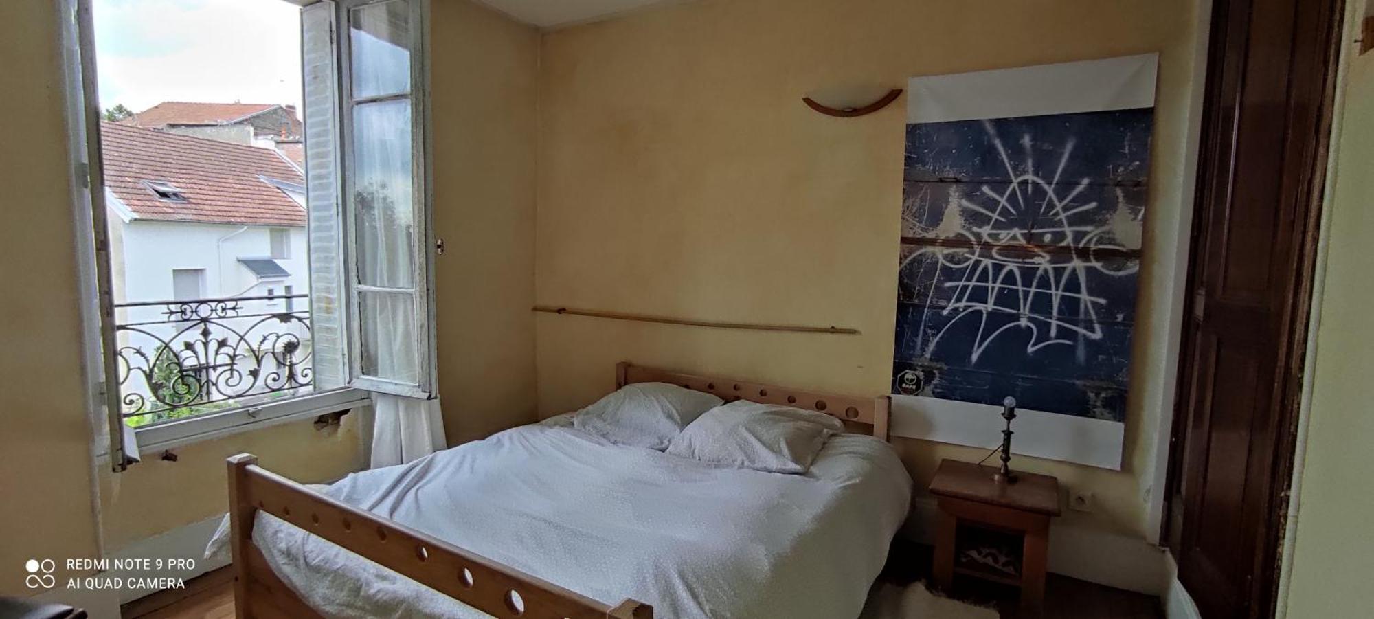 Grande Maison Ancienne Simple Et Spacieuse. Виши Екстериор снимка